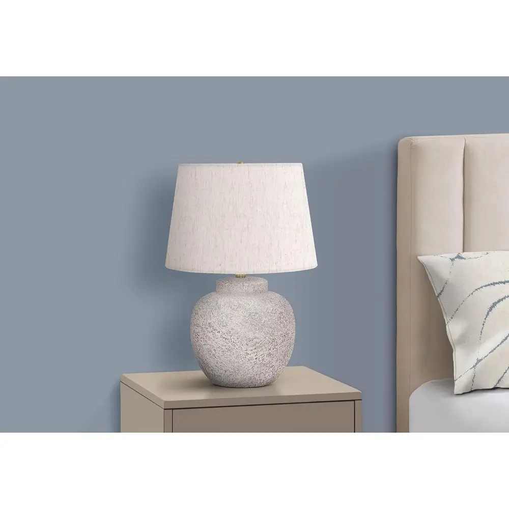 Cremefarbene Beton-Tischlampe  – Solar Lamp Bewertung und Preis